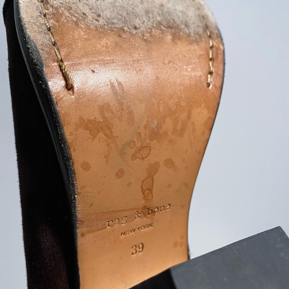 Rag & Bone
Kinsey Suede Bootie Burgundy - Picture 7 of 11